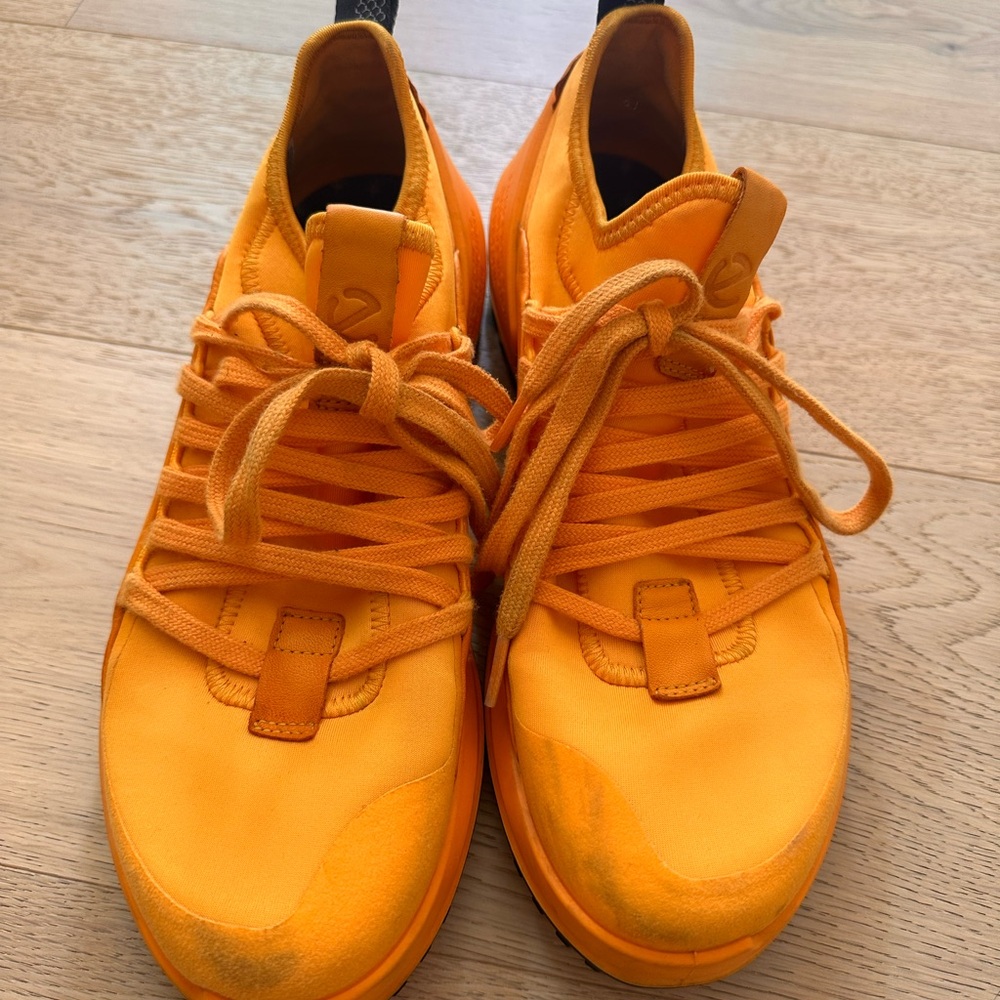 Ecco Orange Sneakers Soft Flexible Sole
